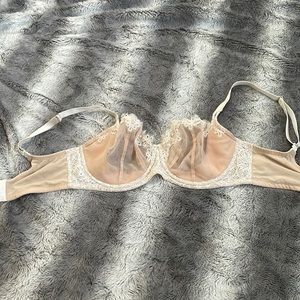 Victoria’s Secret Dream angels push up without padding 34DDD in beige